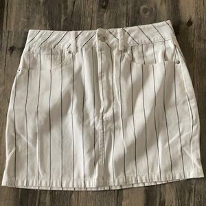 Forever 21 Mini Skirt pinstripe.